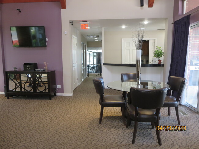 clubhouse - 5704 Walnut Ave