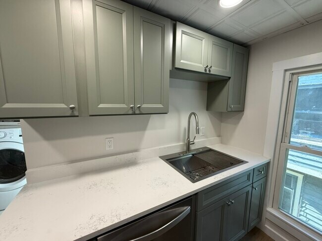 Foto del edificio - 436 N Aurora St