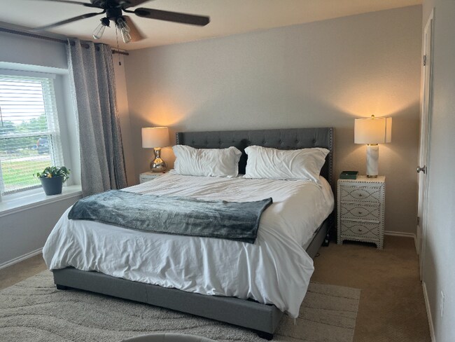 Foto del edificio - 7107 Seneca Cir