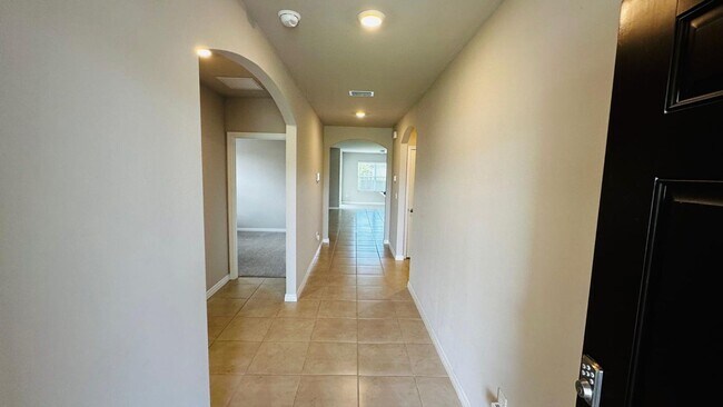 Foto del edificio - Single family for rent built in 2023, loca...