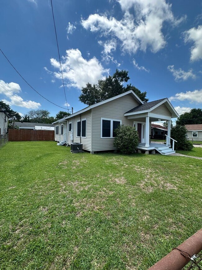 Foto del edificio - Cozy Southern Style 3 bedroom-1 bathroom unit in Houma