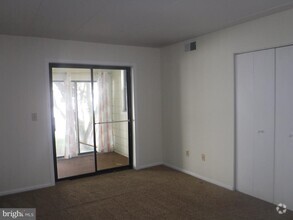 Building Photo - 1302 Afton Ct