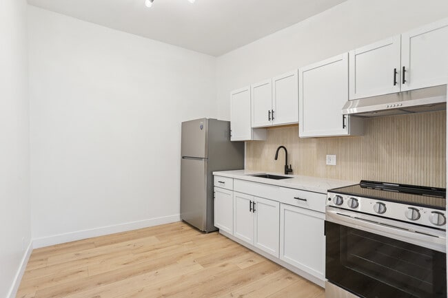 Building Photo - Timber Ridge