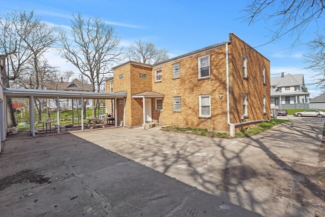 Building Photo - 420 Prospect Blvd