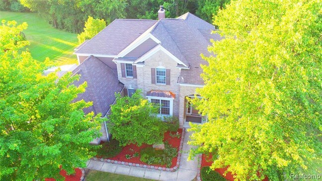 Building Photo - 51282 Plymouth Lake Dr