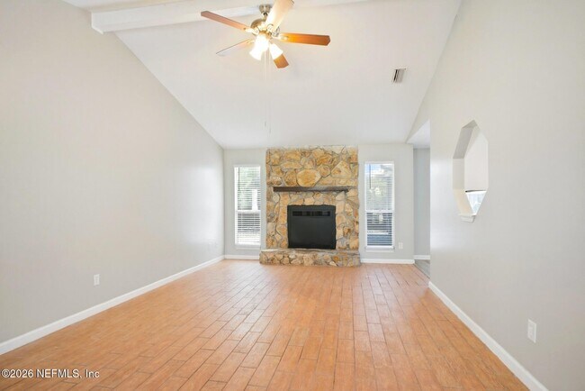 Foto del edificio - 515 Fox Hollow Ln