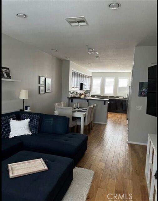 Foto del edificio - 905 N Bouquet Ct