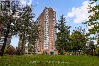 Building Photo - 145 Hillcrest Ave