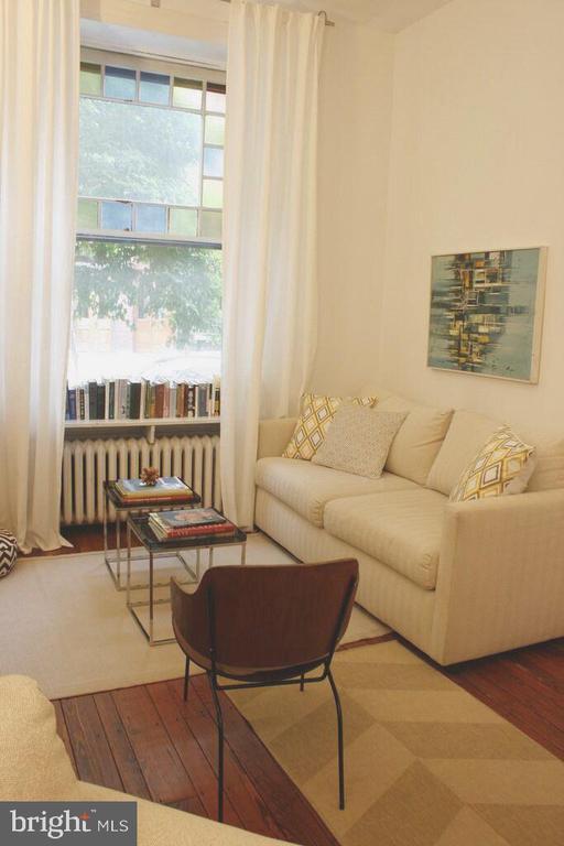 Foto principal - 826 N Woodstock St