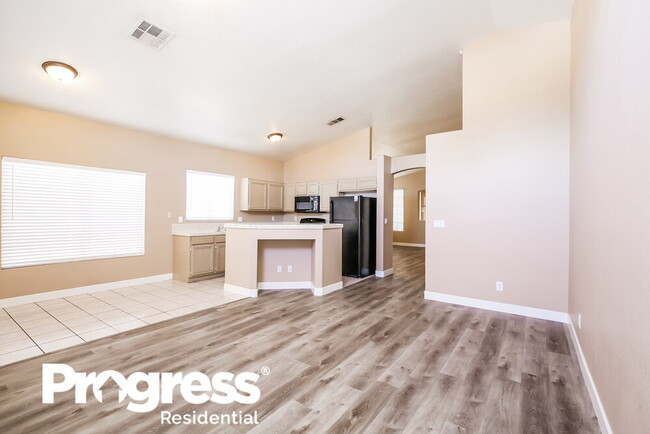 Building Photo - 1736 Shadow Bay Ct
