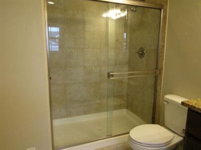 Foto del edificio - 546 N Baxter Way