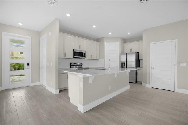 Building Photo - 7818 Spectrum Dr