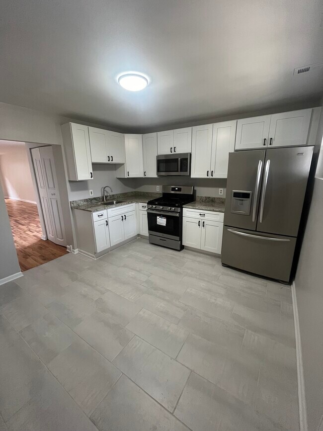 Foto del edificio - 2643 W Armitage Ave