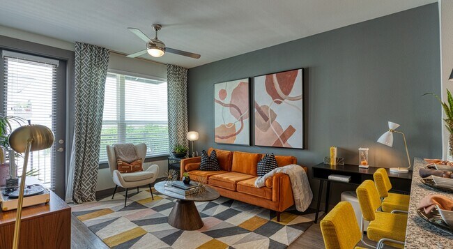 Building Photo - Unwind in Our Stylish 1 Bedroom Apartments