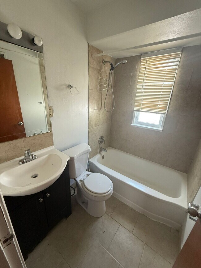 Photo - 8504 Trafford Ln Apartment