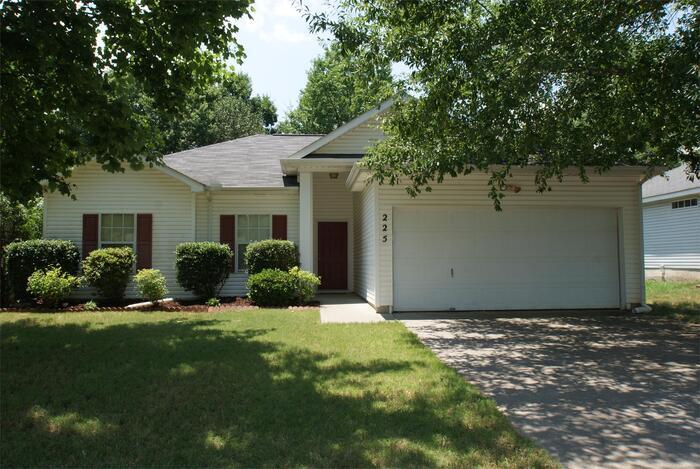 Primary Photo - 225 Postwood Ct