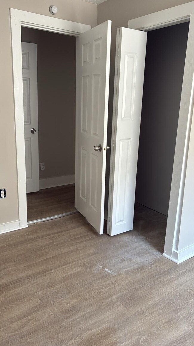 Foto del edificio - 606 W North St