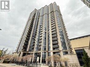 Building Photo - 153 Beecroft Rd