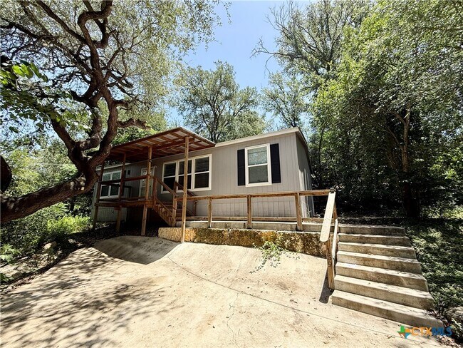 Foto del edificio - 159 Deer Ln