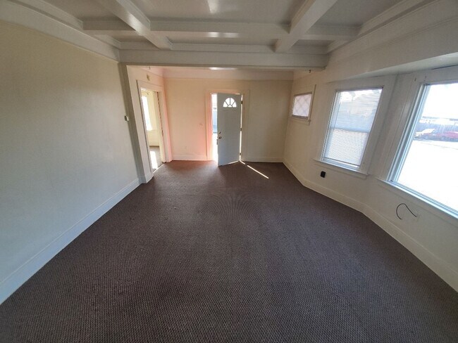 Building Photo - (1X) 1403-1405 A [PRM: Andrew]