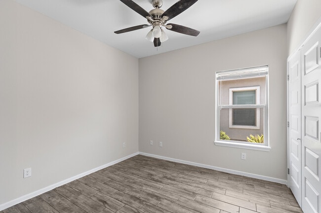 Foto del edificio - 912 N Kentucky St