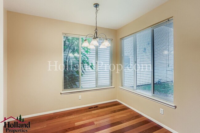 Foto del edificio - Charming 3-Bedroom Home in Arbor Vineyard