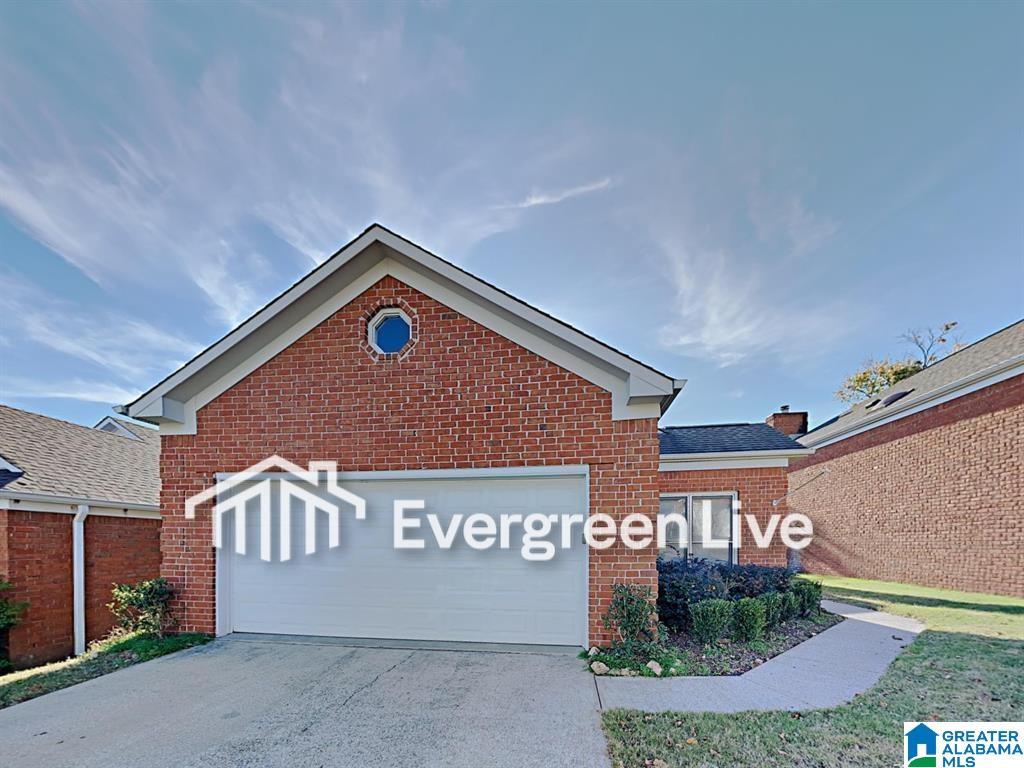 Foto principal - 816 Rockhurst Ln