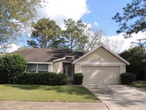 Building Photo - 8055 Creedmoor Dr