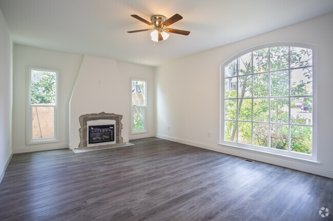 2 Bedroom Cottage - Oakland Heights - Senior Apartments