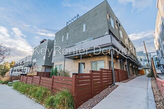 Building Photo - 1279 Osceola St