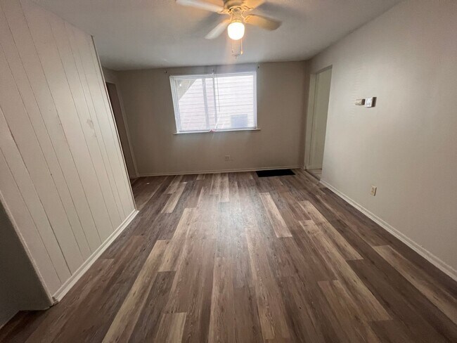 Foto del edificio - Carnegie - 1 Bedroom 1 Bathroom - Updated ...