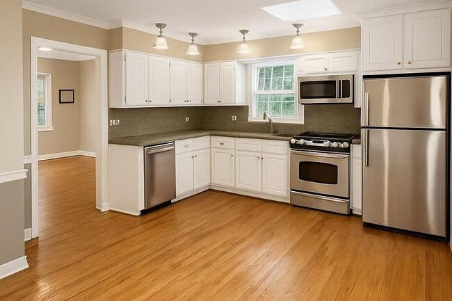 Building Photo - 45 Darina Ct
