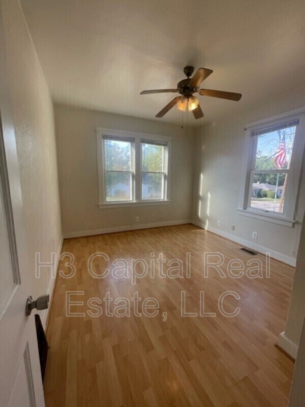 1428 Eberhart Ave, Edwardsville, IL 62025 House Rental in