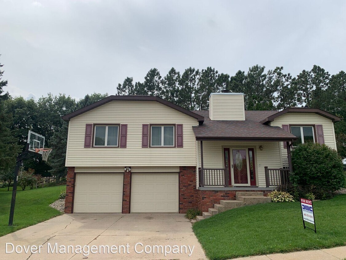 Primary Photo - 3 br, 3 bath House - 2001 Skyline Drive