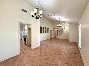 Building Photo - 6927 Windy Pines Dr