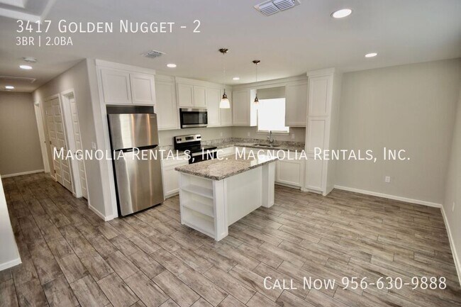 Foto del edificio - 3417 Golden Nugget