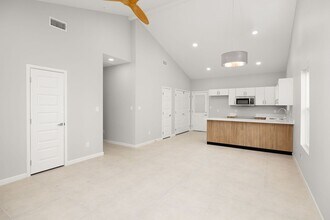 Building Photo - 2508 Brownjay Rd