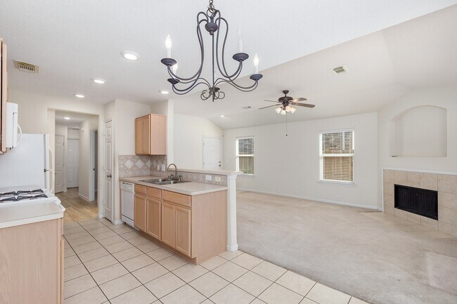 Foto del edificio - 7414 Rosebud Bend Dr
