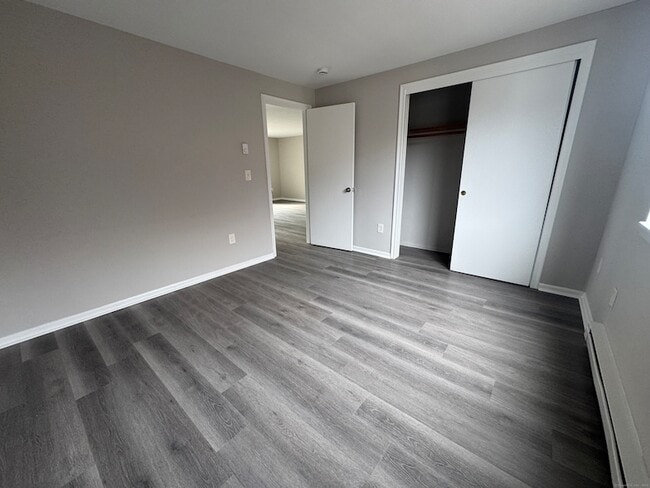 Building Photo - 70 Weber St