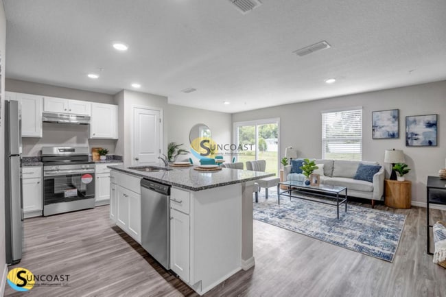 Building Photo - 9612 Hood Rd