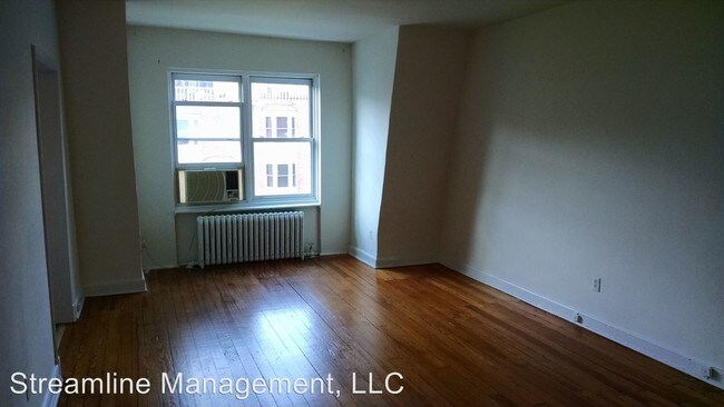 Building Photo - 2112 O St NW