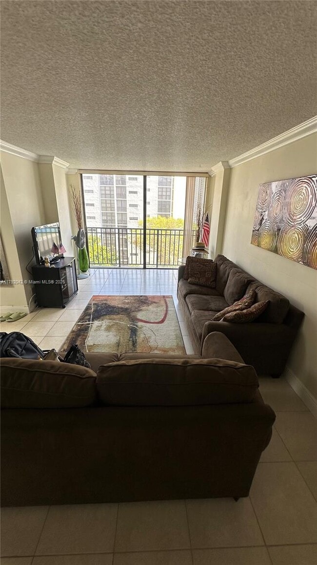 Foto del edificio - 16909 N Bay Rd