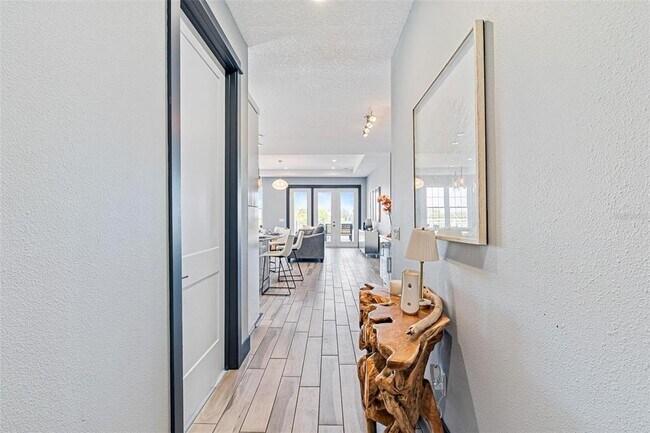 Foto del edificio - 701 E 3rd Ave