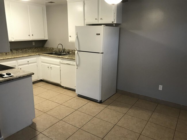 Foto del edificio - 539 Coronado Ave
