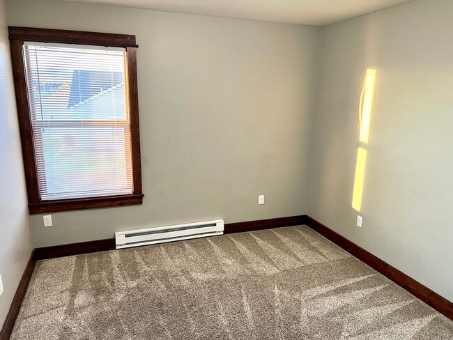 Building Photo - 7530 Kingpost Loop