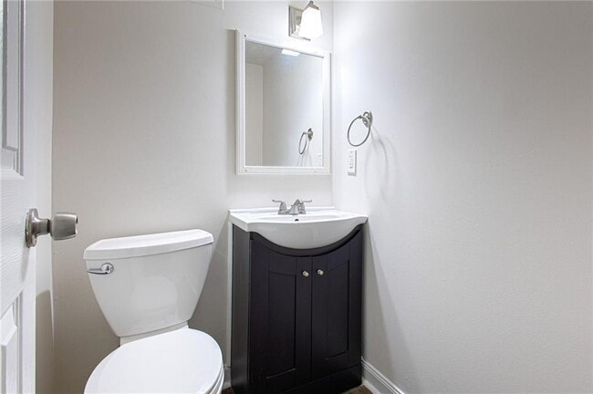 Building Photo - 5740 Old Gordon Rd