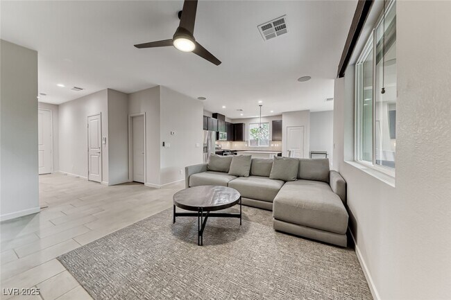 Foto del edificio - 7012 Pearl Hilltop Ct