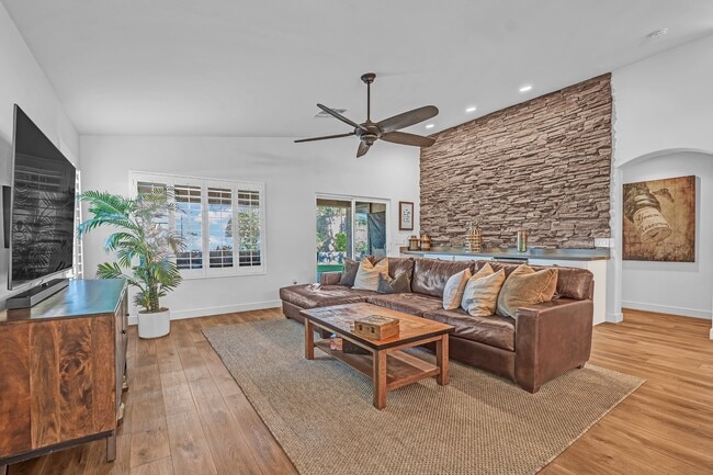 Building Photo - 3030 W Caravaggio Ln