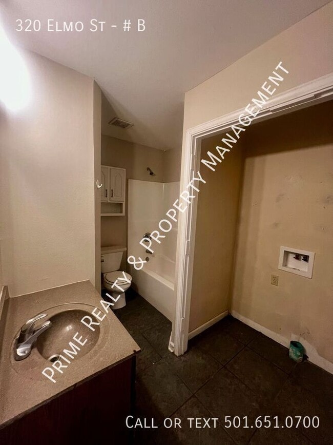 Foto del edificio - 320 Elmo St