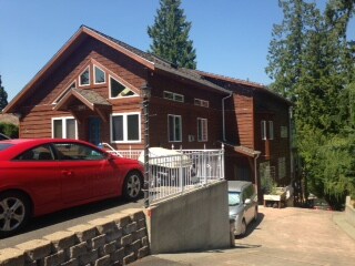 Apartamentos en planta superior - 18354 W Lake Desire Dr SE
